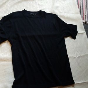 Medium black sweater